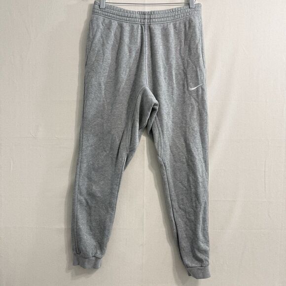 NIKE Gray Sweatpants Club Fleece Tapered Jogger 826431-063 Men's Size Medium - Picture 1 of 12